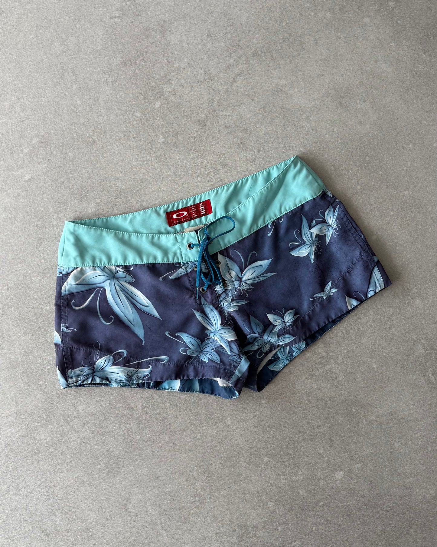 Vintage Oakley Boardshorts (32)