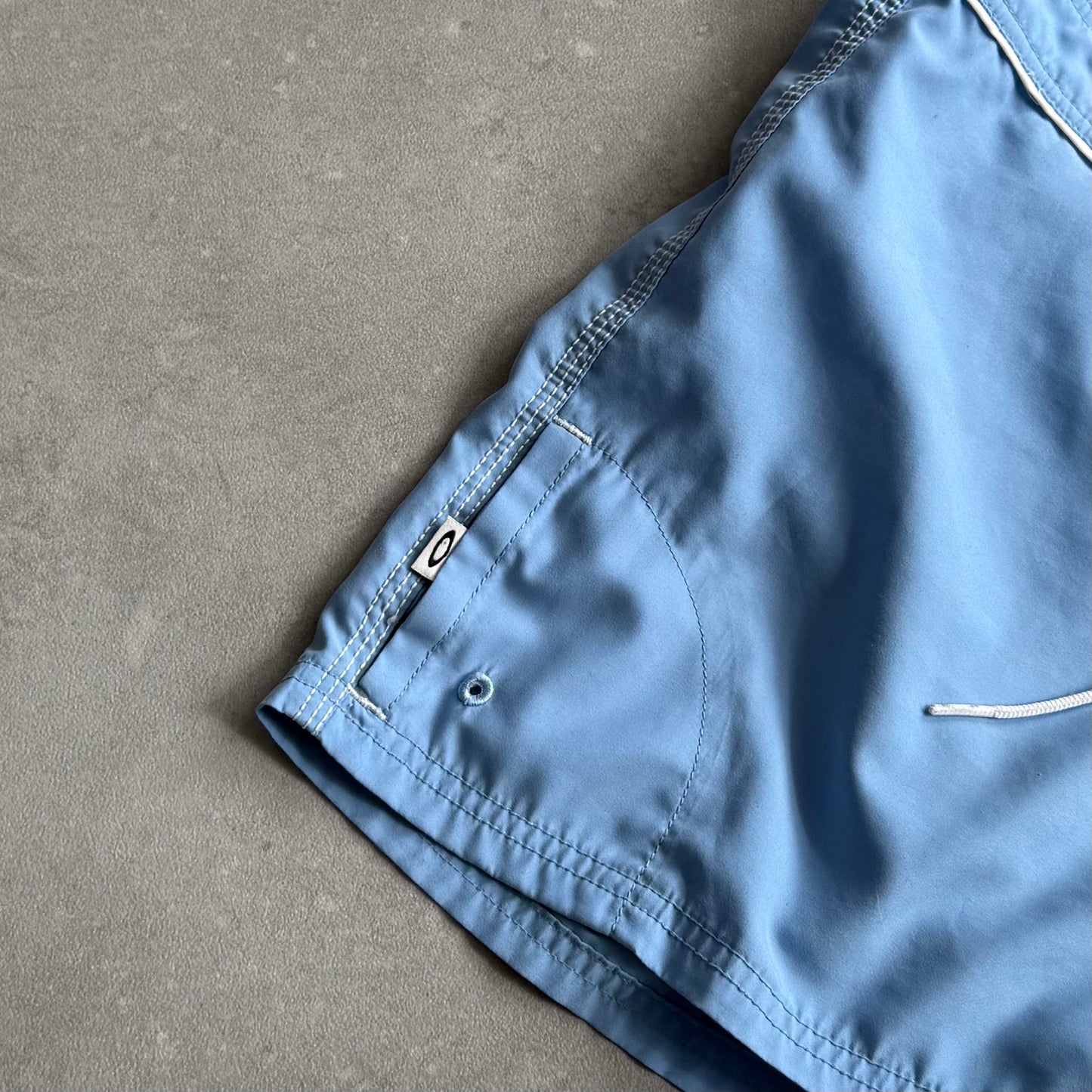 00’s Oakley Boardies (30)