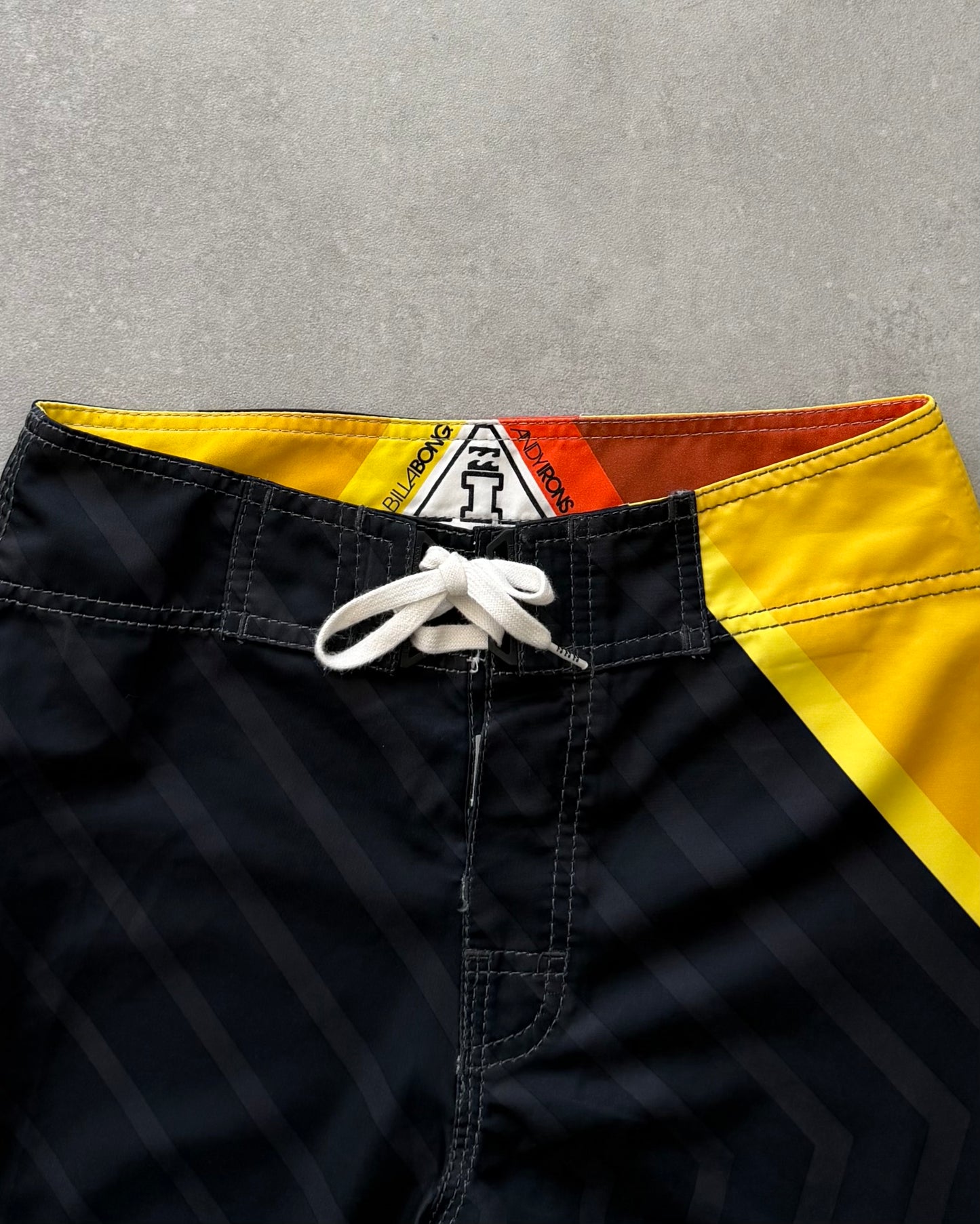 Vintage Billabong Andy Irons Airlite Boardshorts (28)