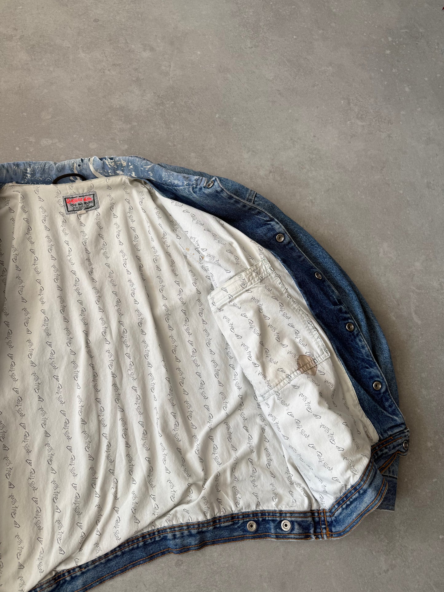 Vintage Quiksilver Denim Jacket (M)