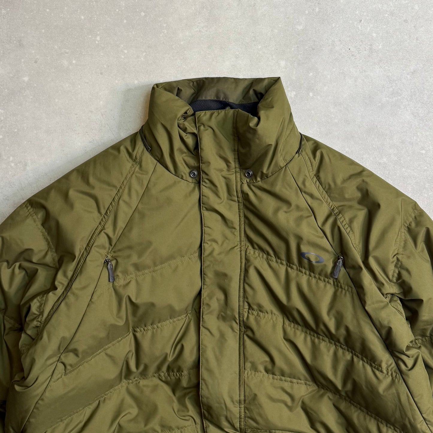 00’s Oakley Puffer Jacket (XL)
