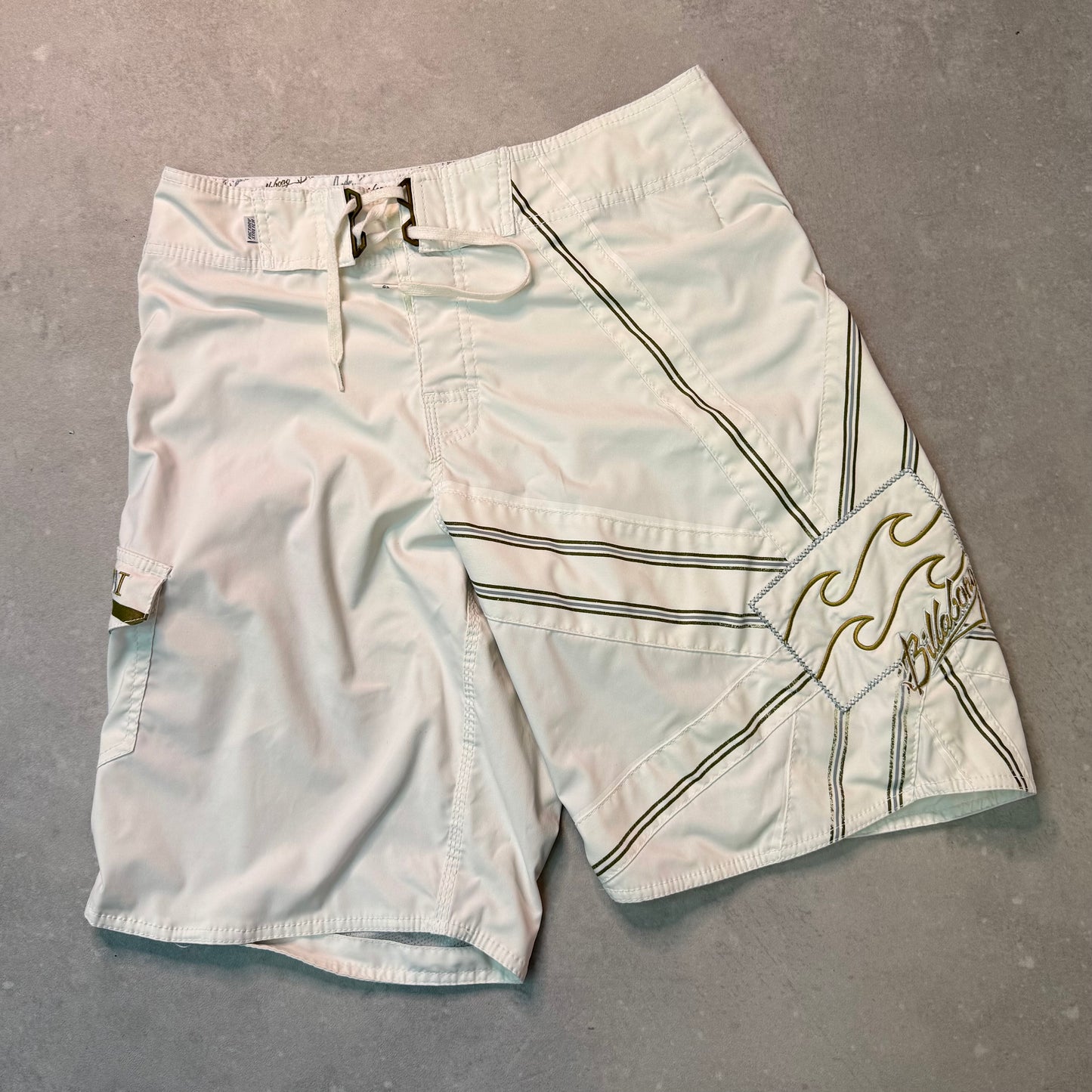 00’s Billabong AI ‘Platinum X’ BoardShorts (32)