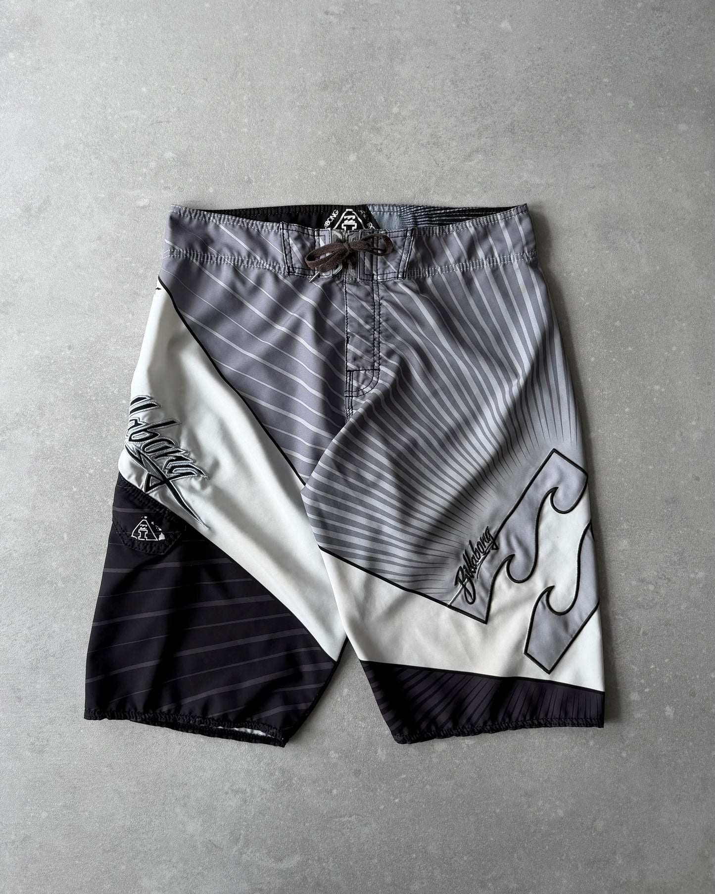 Vintage Billabong Andy Irons Boardshorts (32)