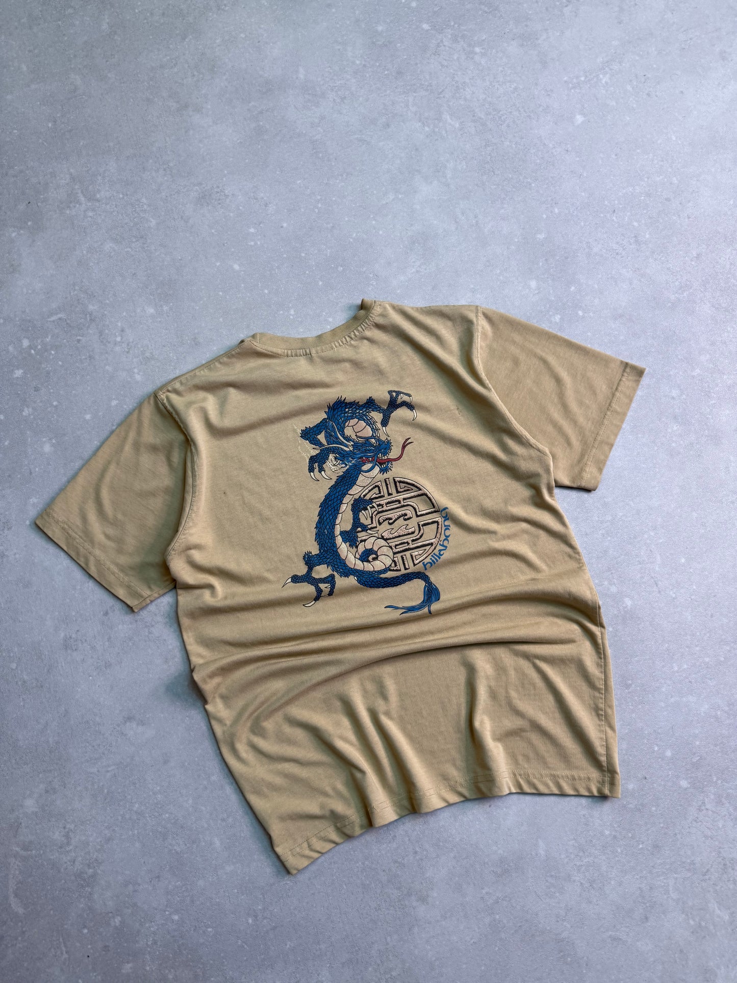 00’s Billabong Dragon T-shirt (S)