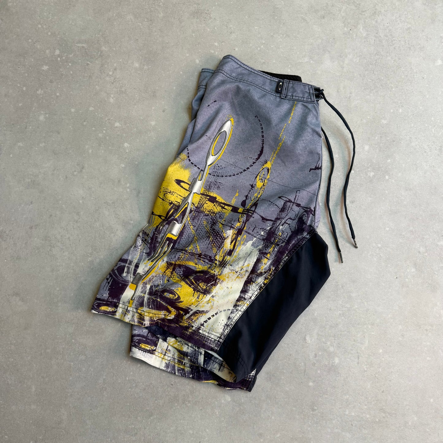 00’s Oakley Board Shorts (34)