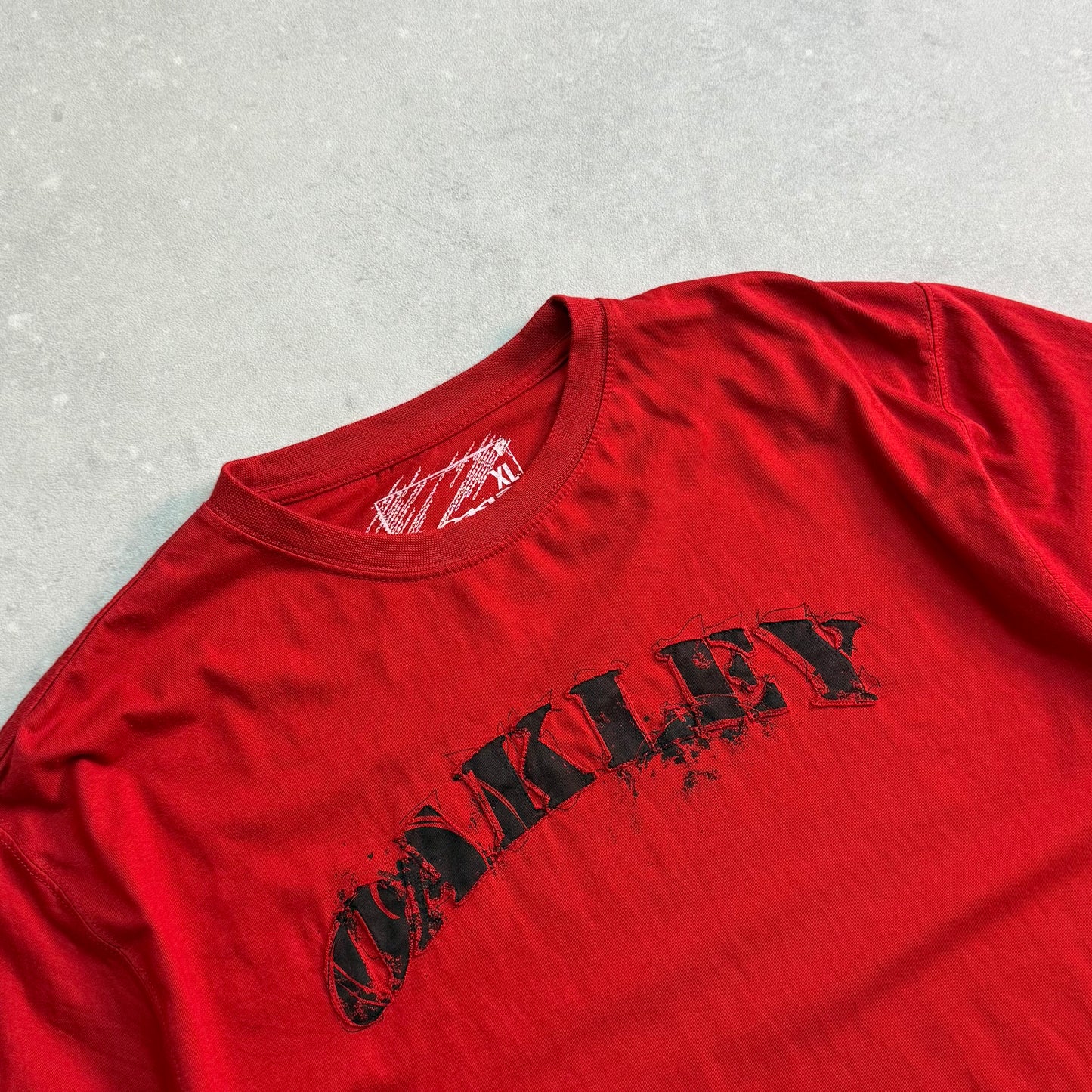 00’s Oakley T-shirt (XL)