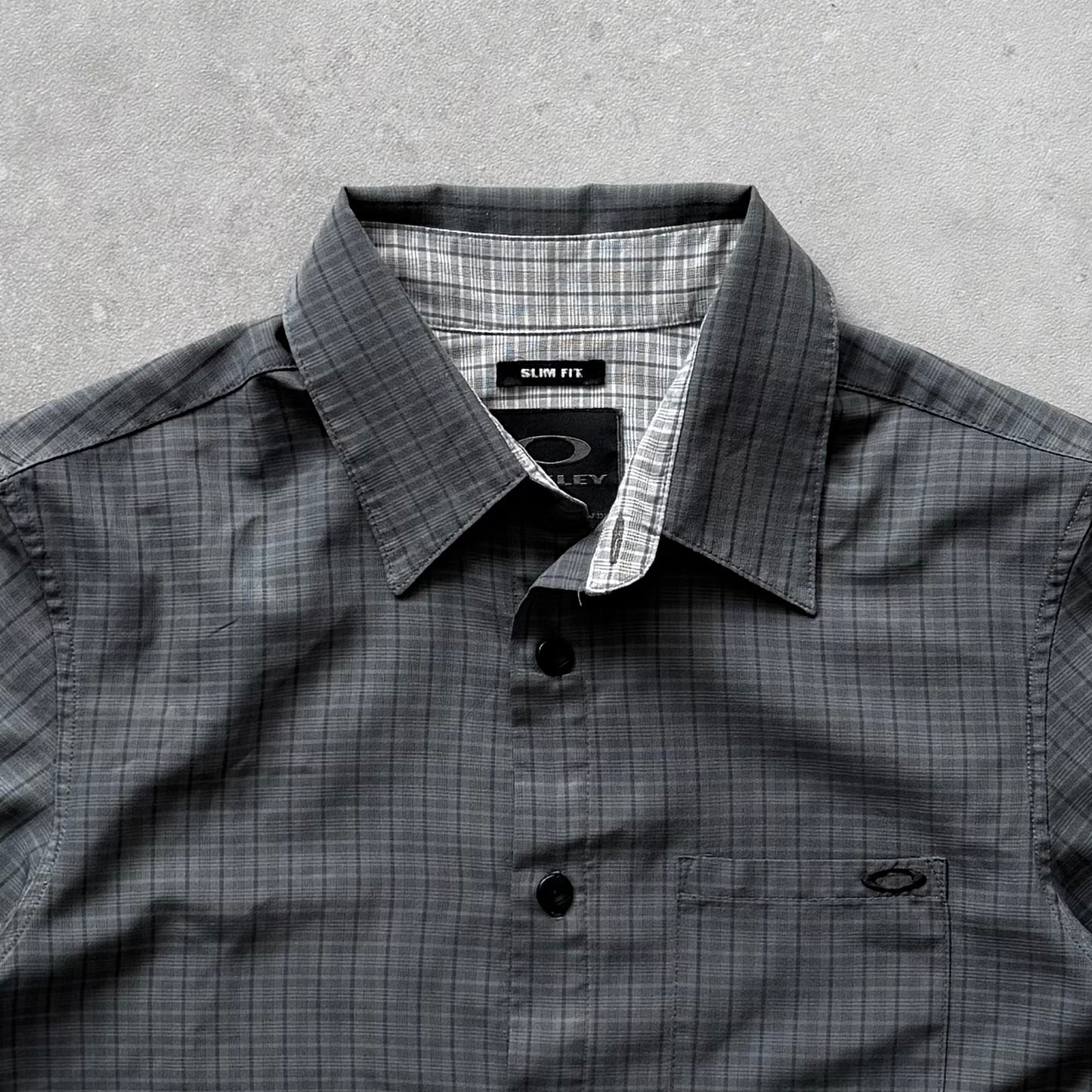 Vintage Oakley Shirt (M)
