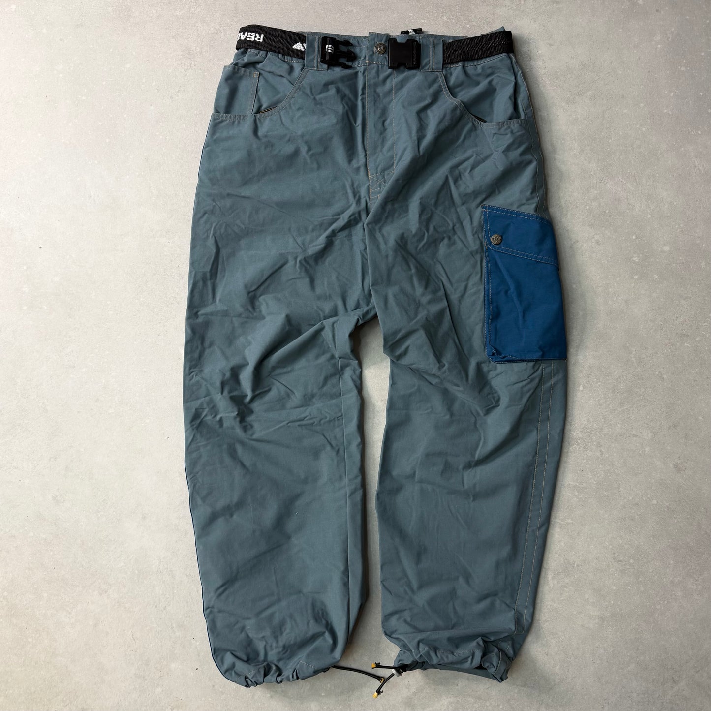 90’s Rip Curl Snow Trousers (32)