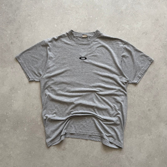 Vintage Oakley T-shirt (XL)