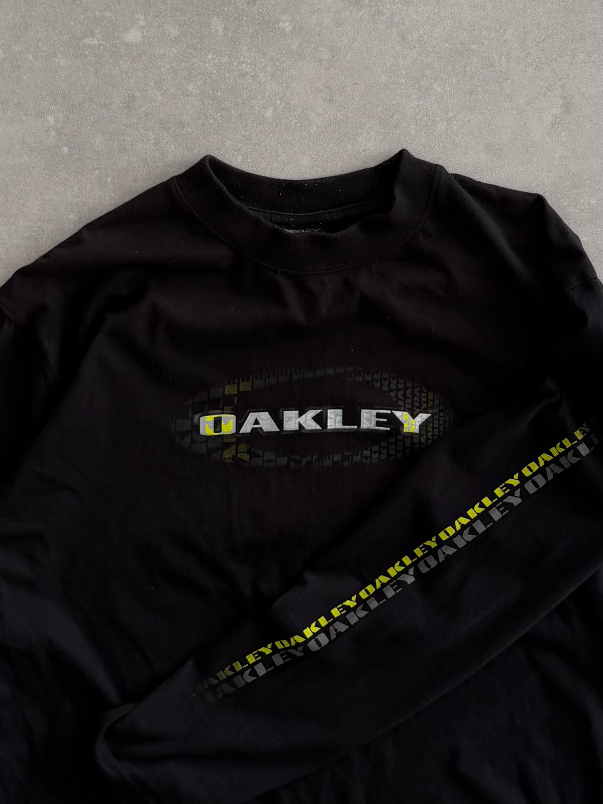 Vintage Oakley Long Sleeve T-shirt (L)