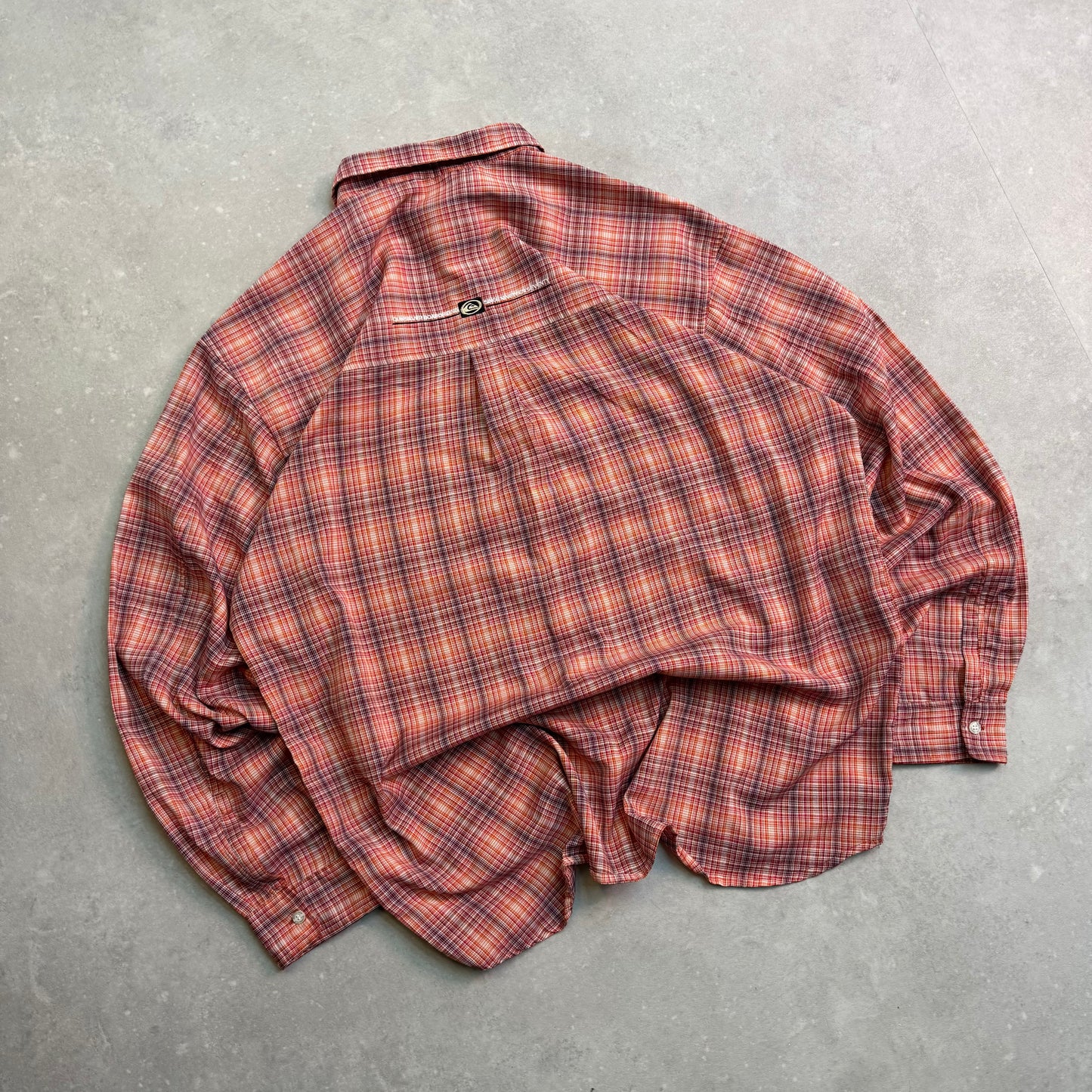 00’s Quiksilver Long Sleeve Shirt (XXL)
