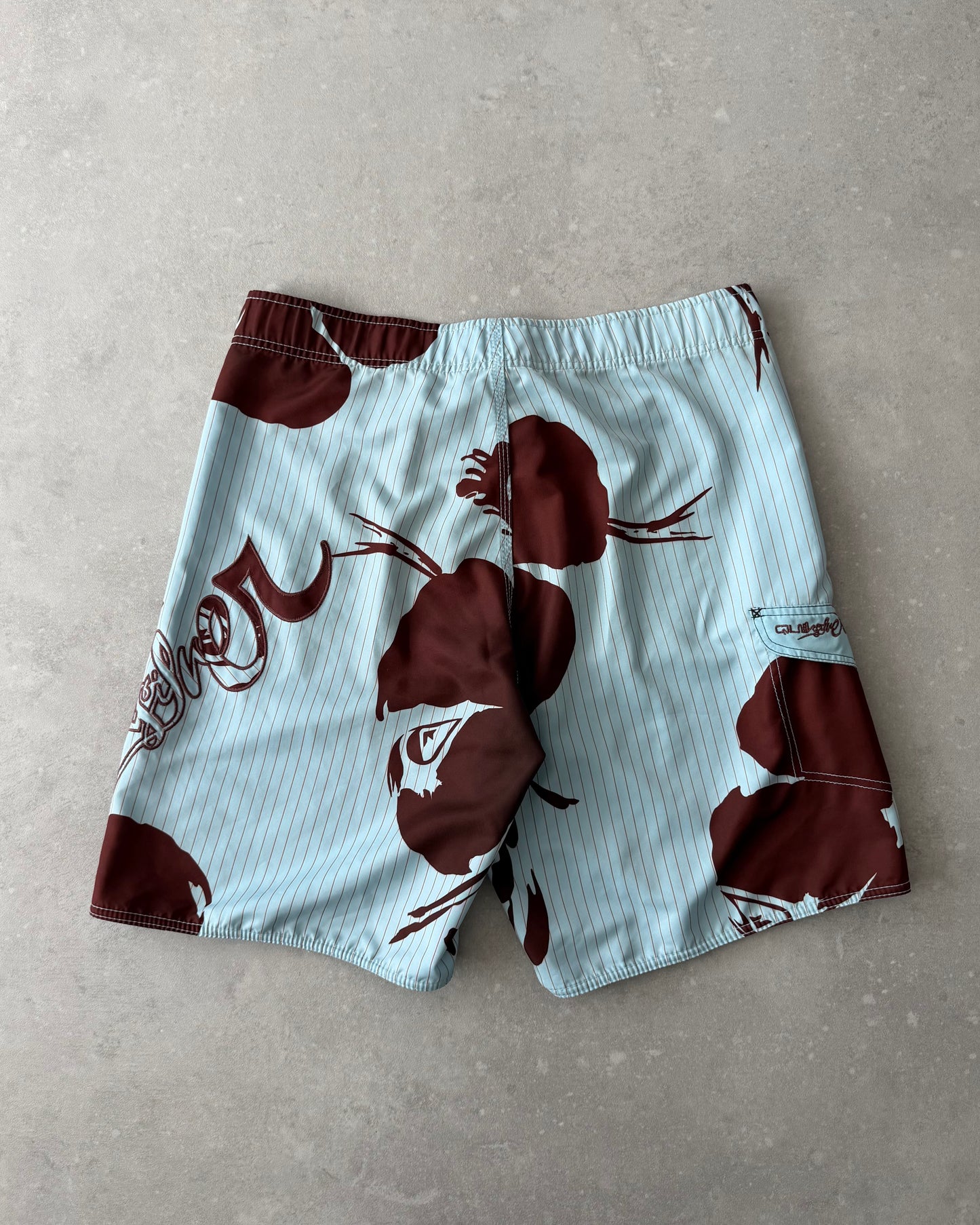 Vintage Quiksilver Women’s Boardshorts (36)