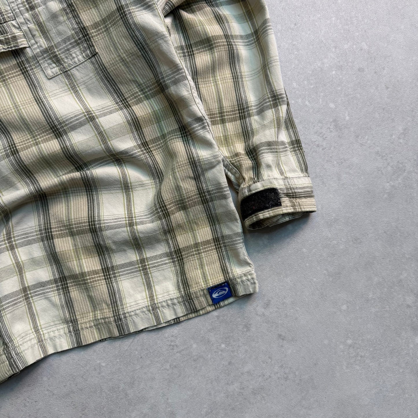00’s Quiksilver Long Sleeve Shirt (M)
