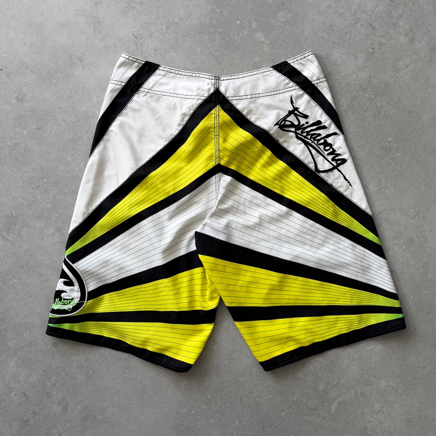 00's Billabong Andy Irons Samurai Boardshorts (32)