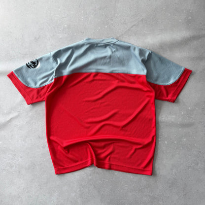 00’s Billabong T-shirt (XL)