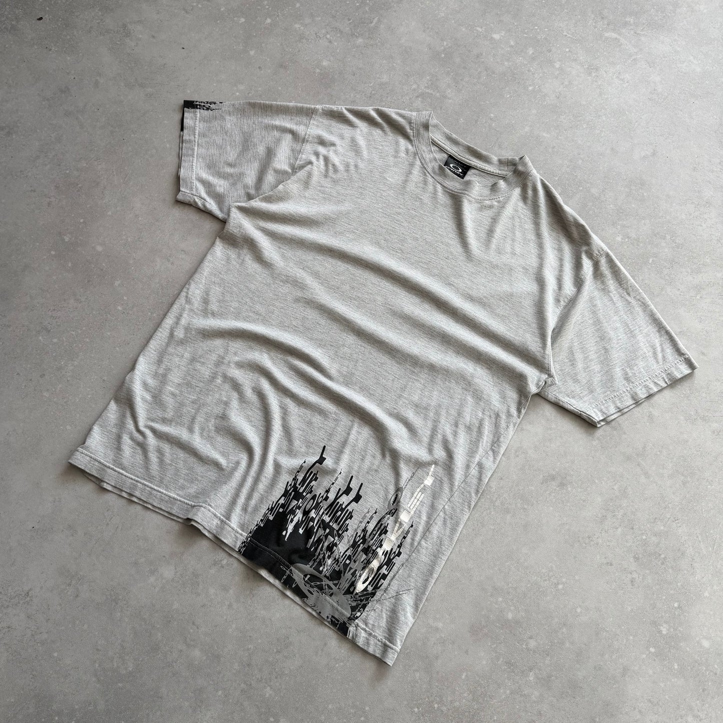 00's Oakley T-shirt (L)