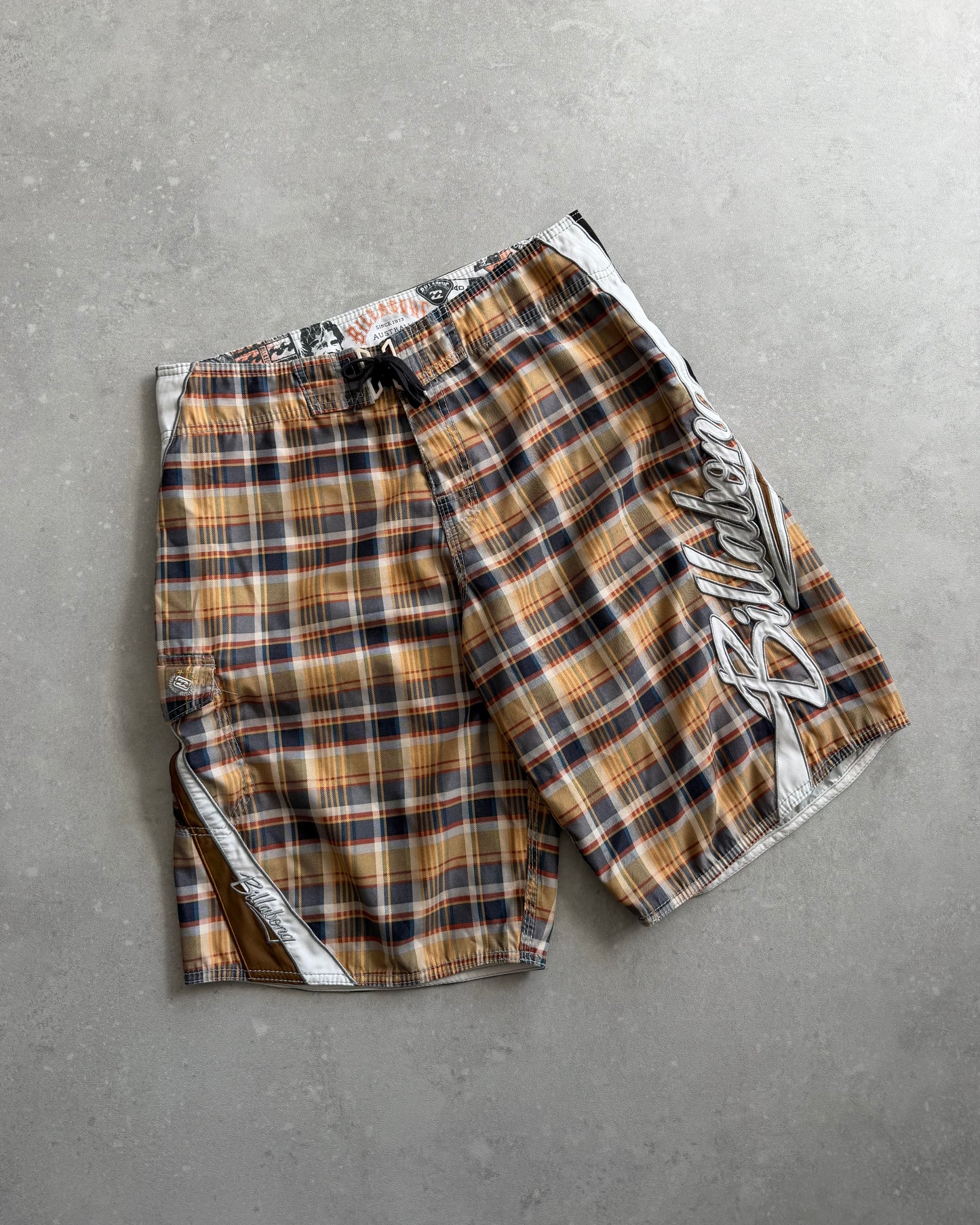 Vintage Billabong Mark Occhilupo Boardshorts (28)