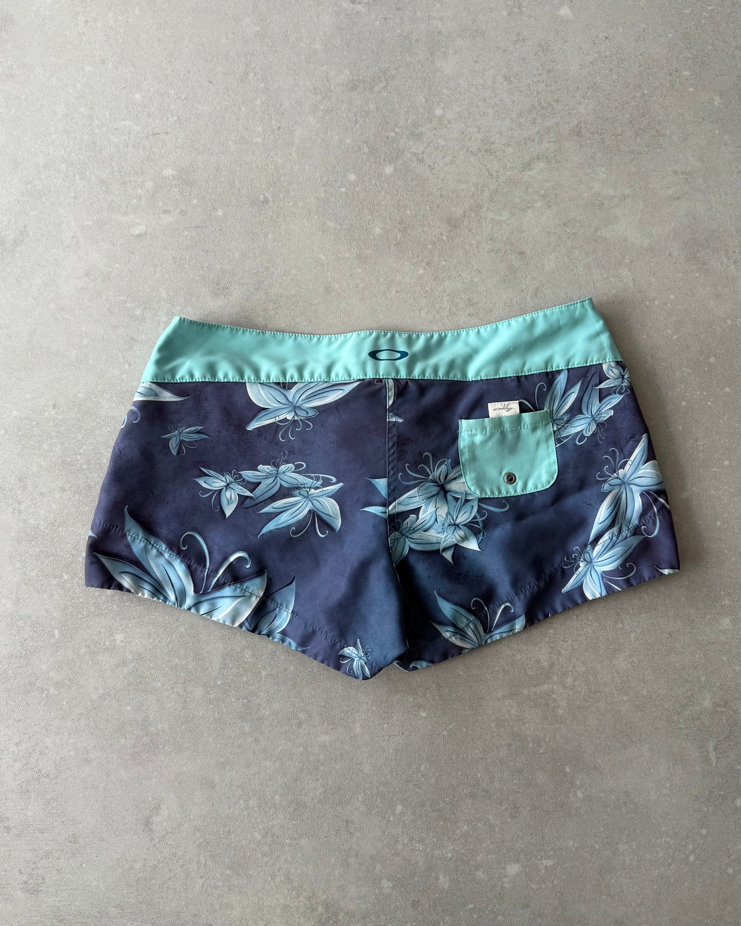 Vintage Oakley Boardshorts (32)