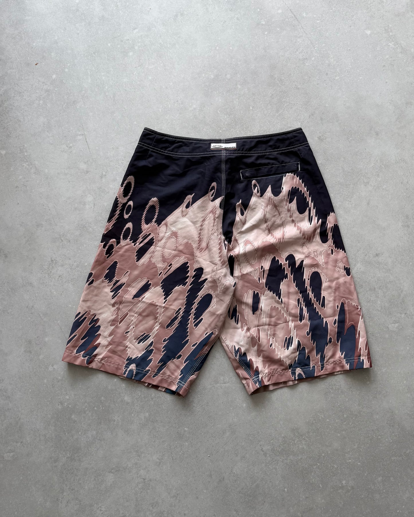 Vintage Oakley Boardshorts (34)