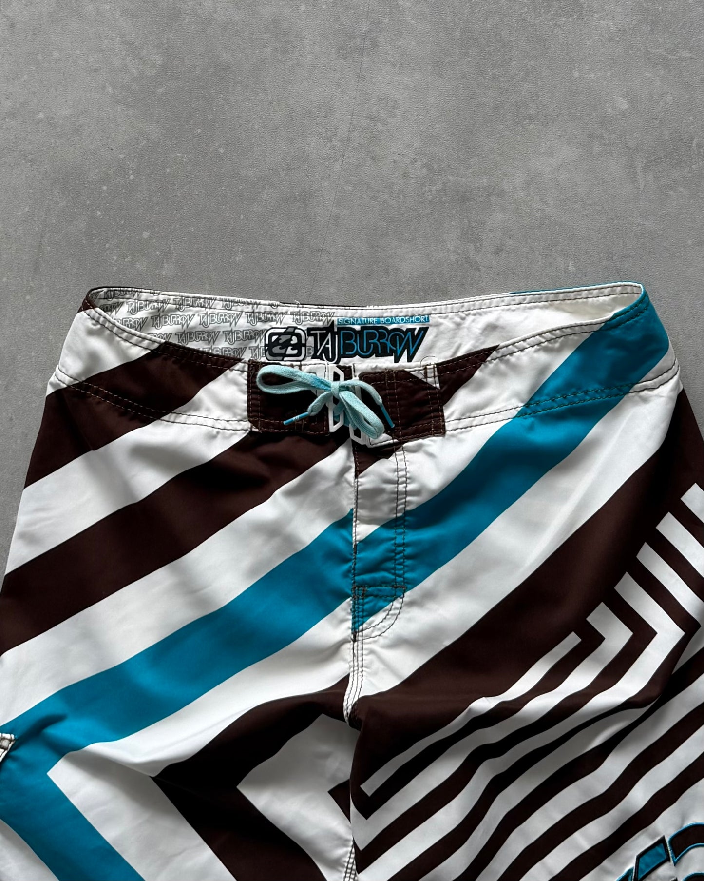 Vintage Billabong Taj Burrow Boardshorts (36)
