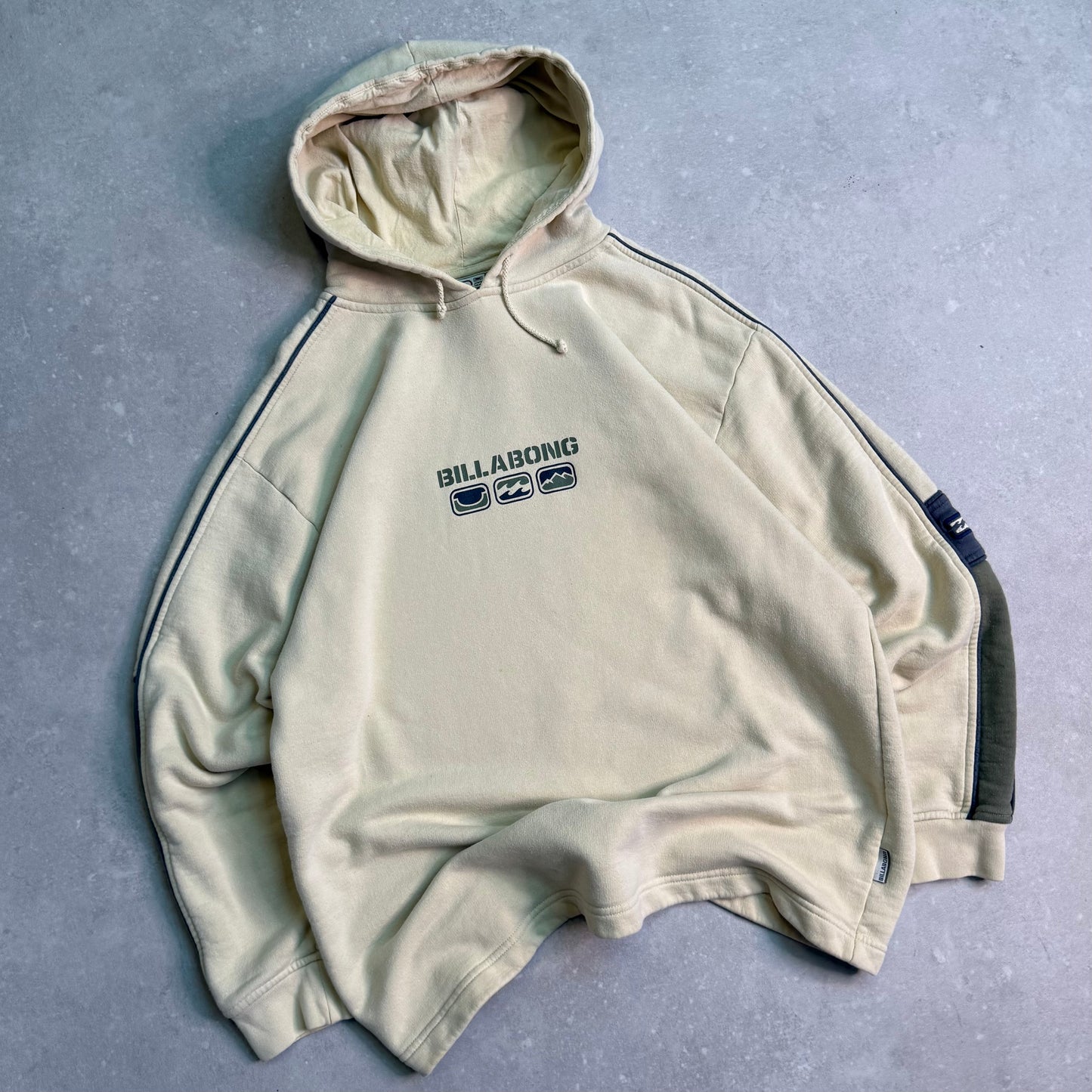 00’s Billabong Hoodie (XL)