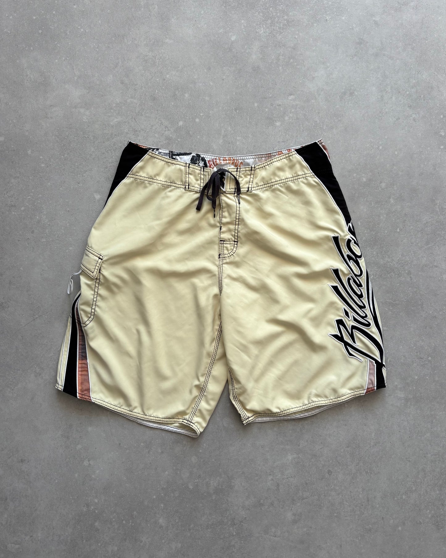 Vintage Billabong Mark Occhilupo Boardshorts (36)