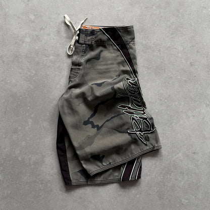 Vintage Billabong Mark Occhilupo BoardShorts (31)