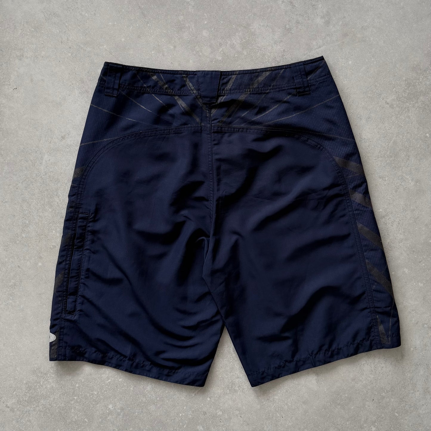 00’s Oakley Cargo Shorts (36)