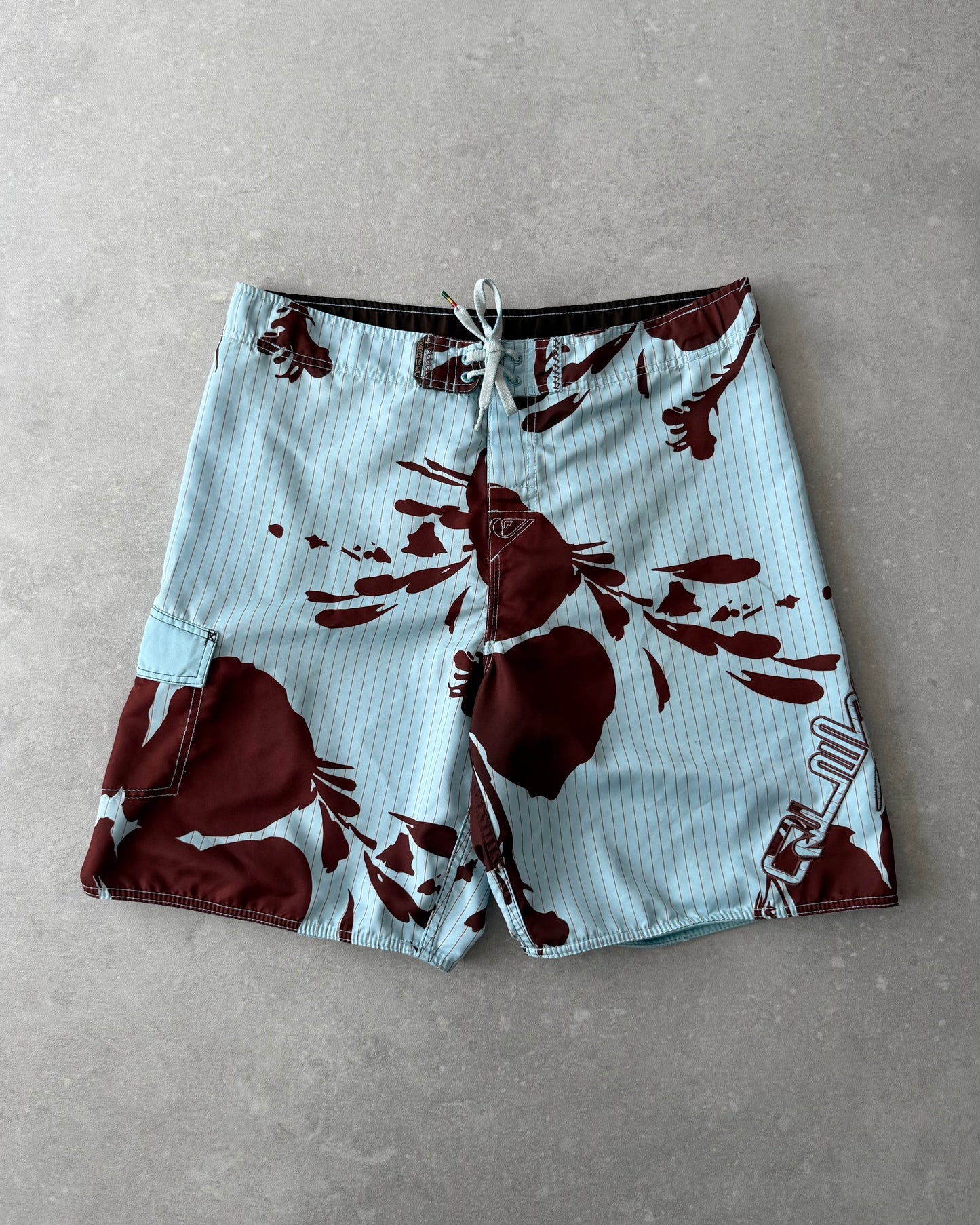Vintage Quiksilver Women’s Boardshorts (36)