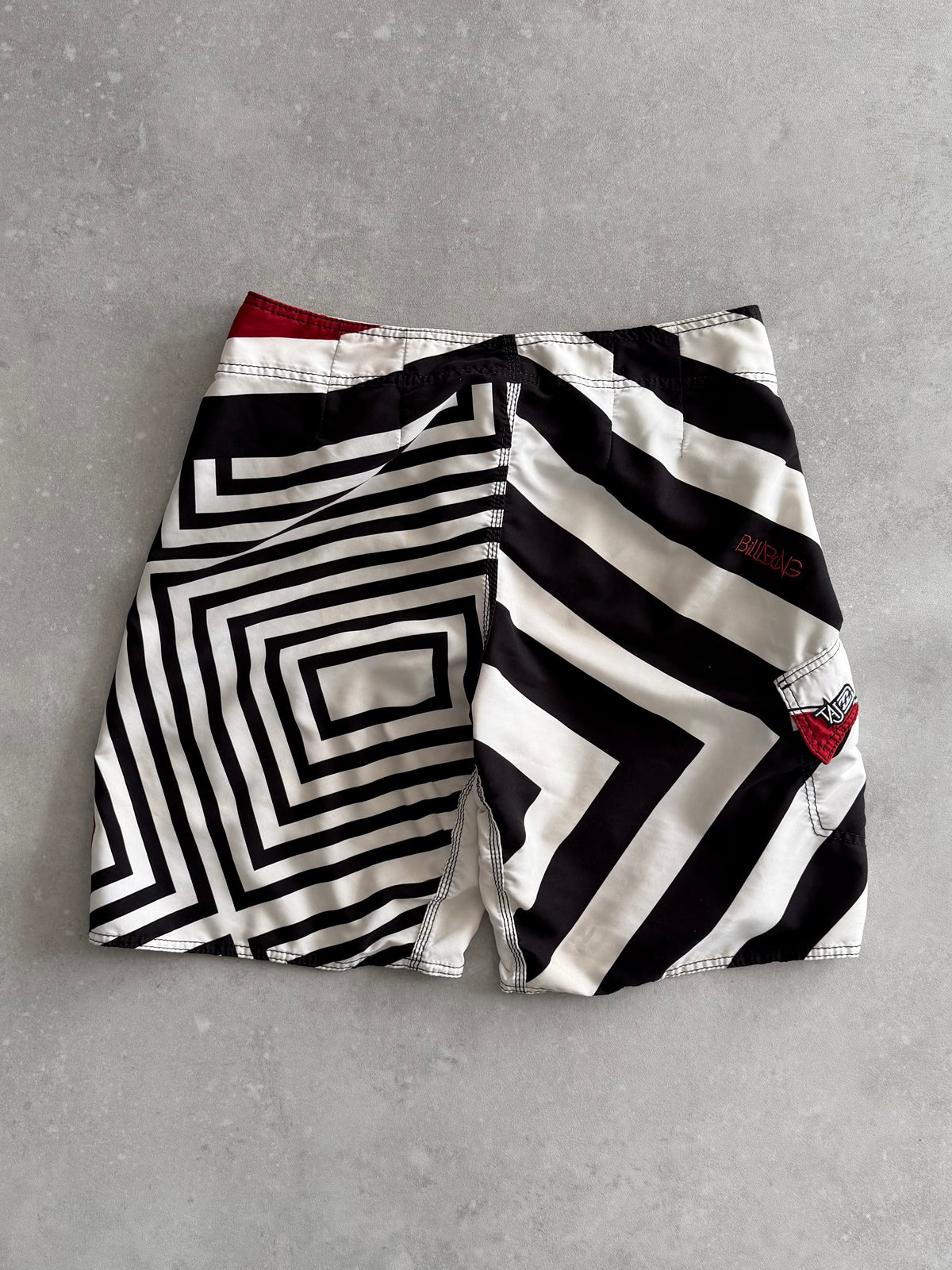 Vintage Billabong Taj Burrow Boardshorts (36)