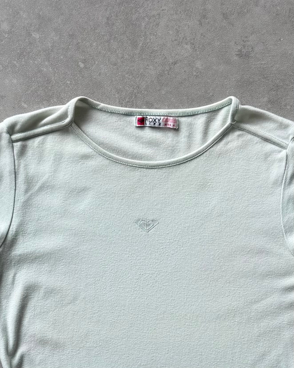 Vintage Roxy Women’s Baby Tee (M)