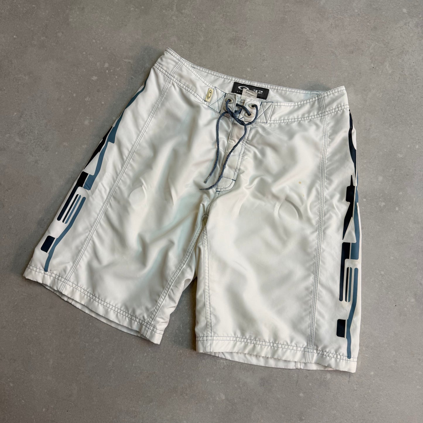 00’s Oakley Board Shorts (32)