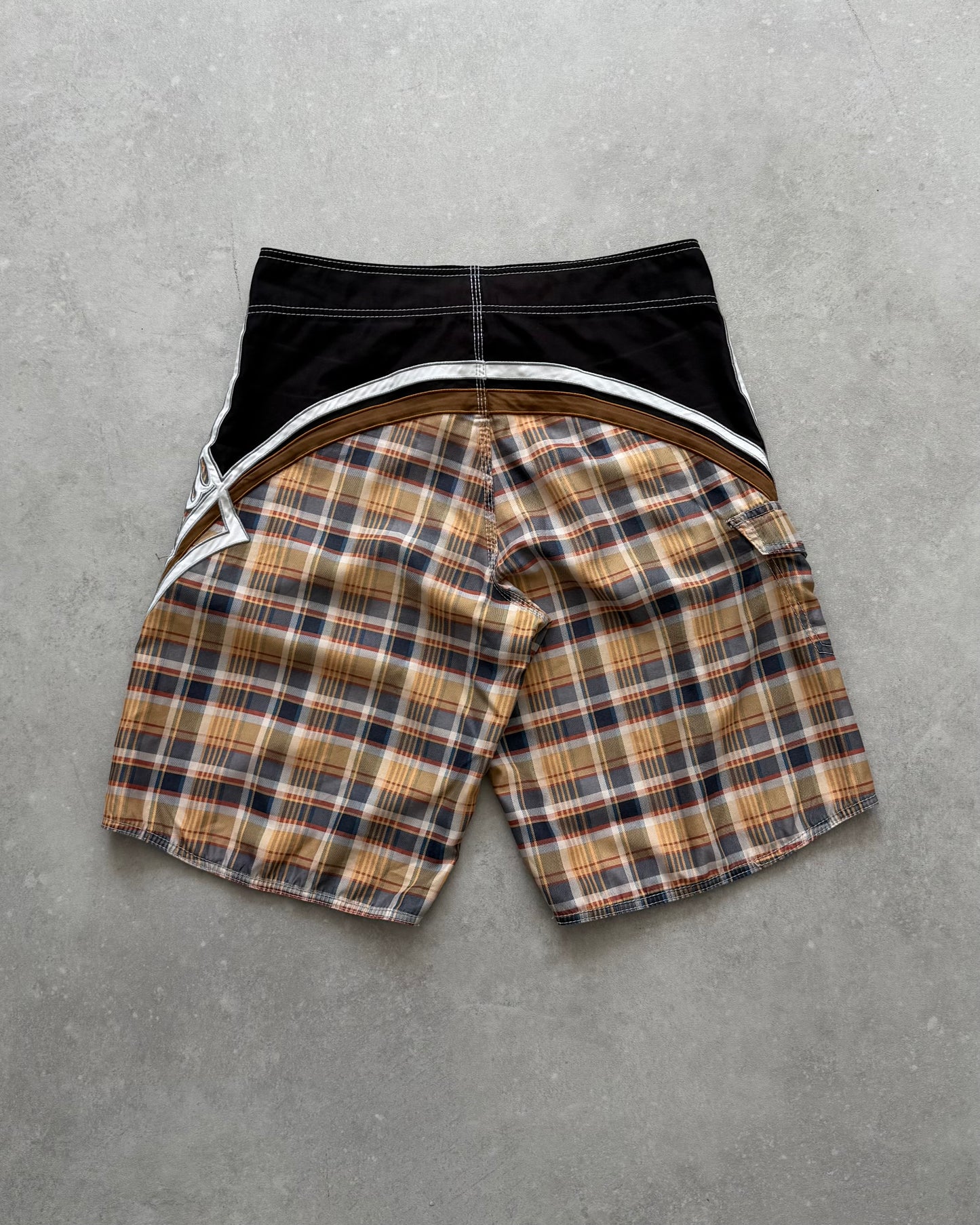 Vintage Billabong Mark Occhilupo Boardshorts (33)