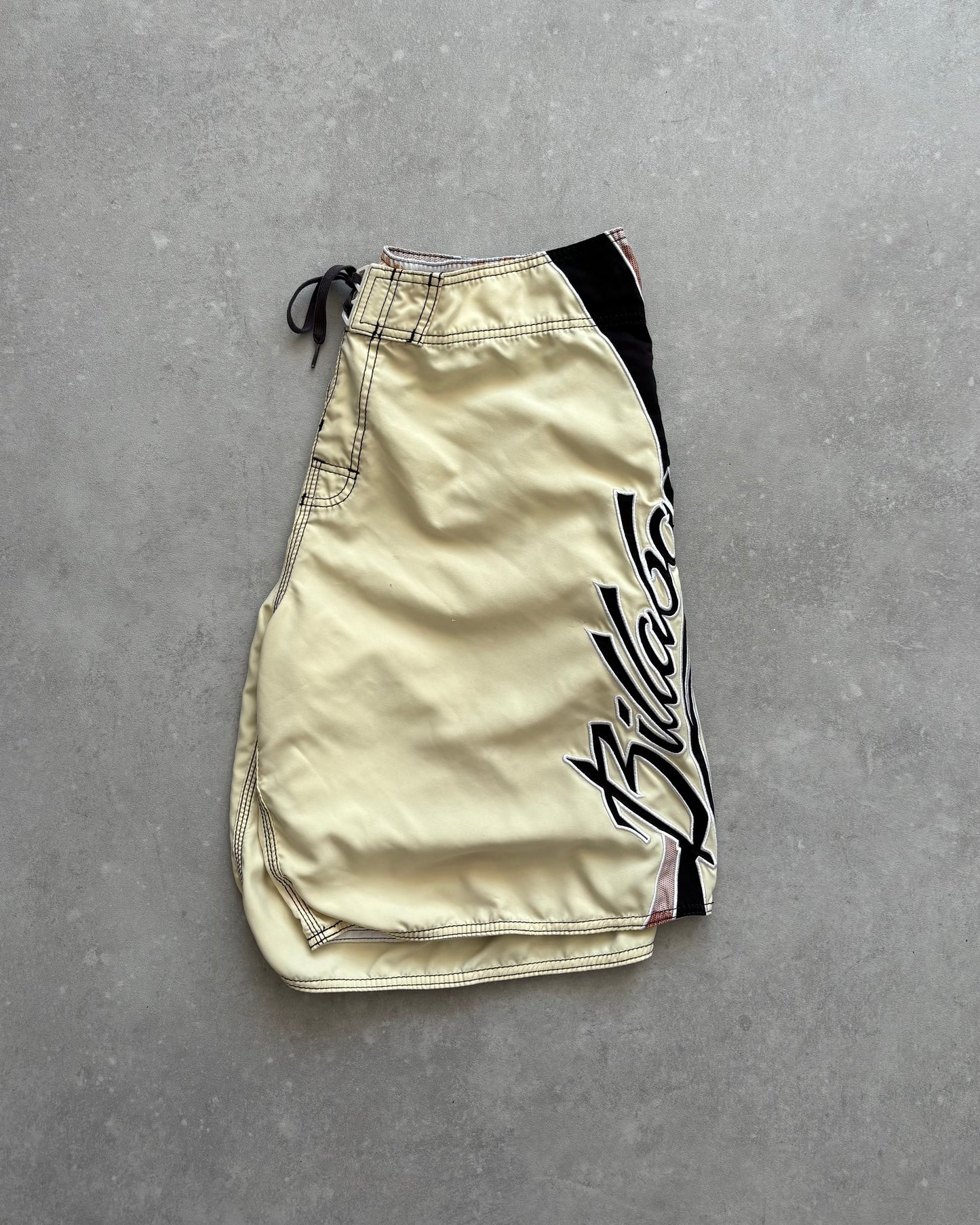 Vintage Billabong Mark Occhilupo Boardshorts (36)