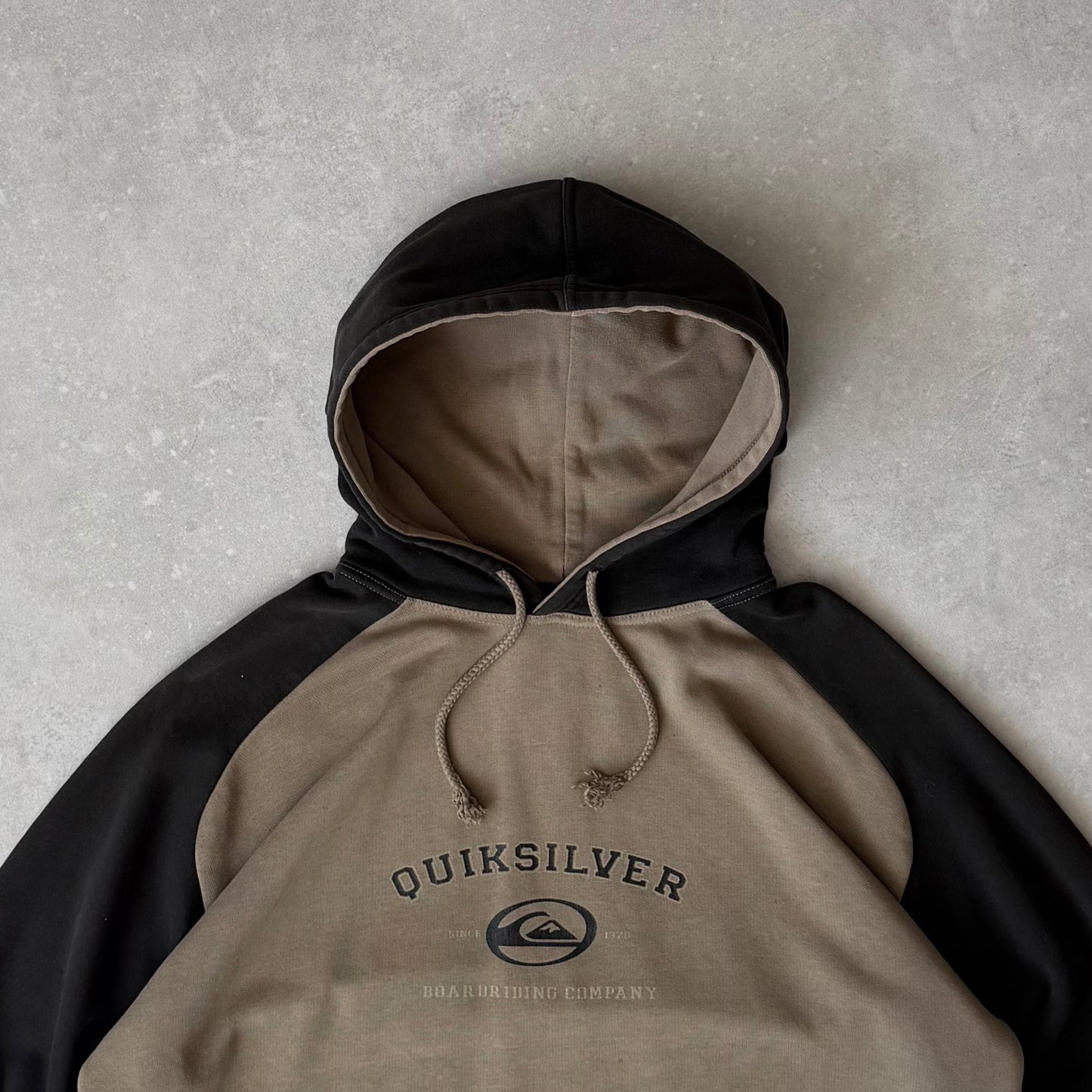 00's Quiksilver Two-Tone Hoodie (M)