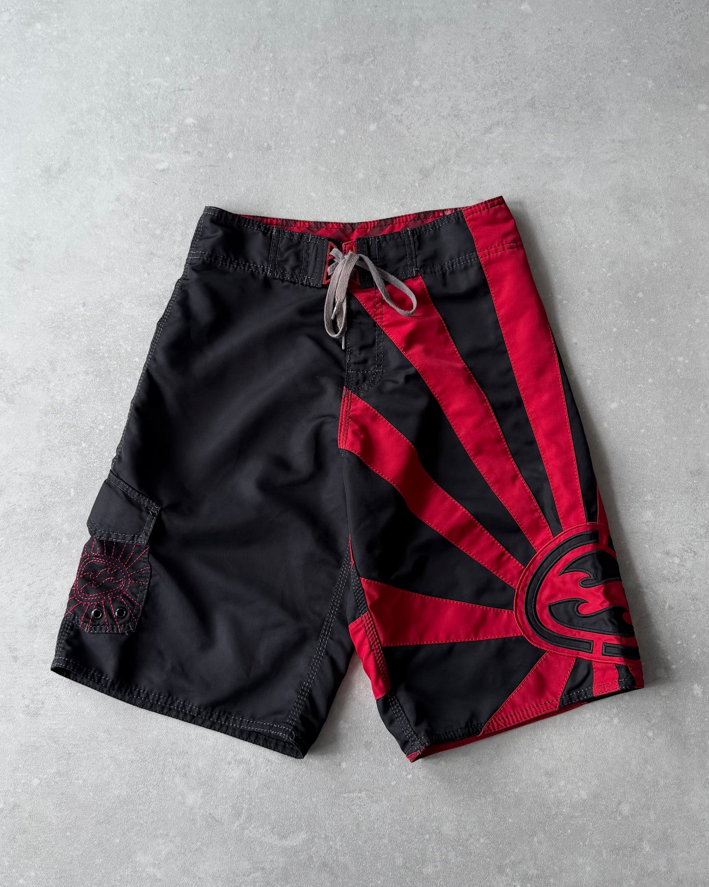 Vintage Billabong Andy Irons Rising Sun Boardshorts (28)