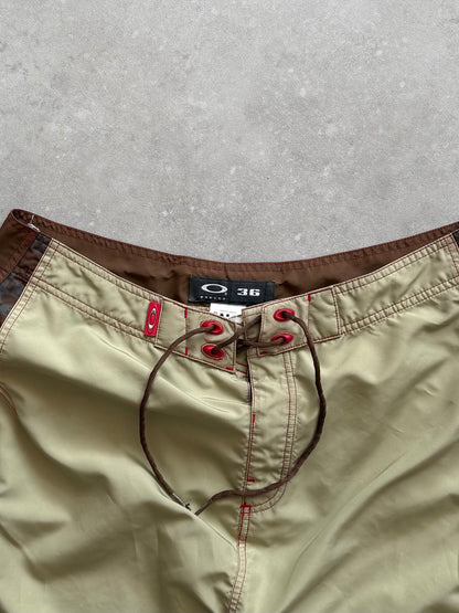 Vintage Oakley Boardshorts (36)