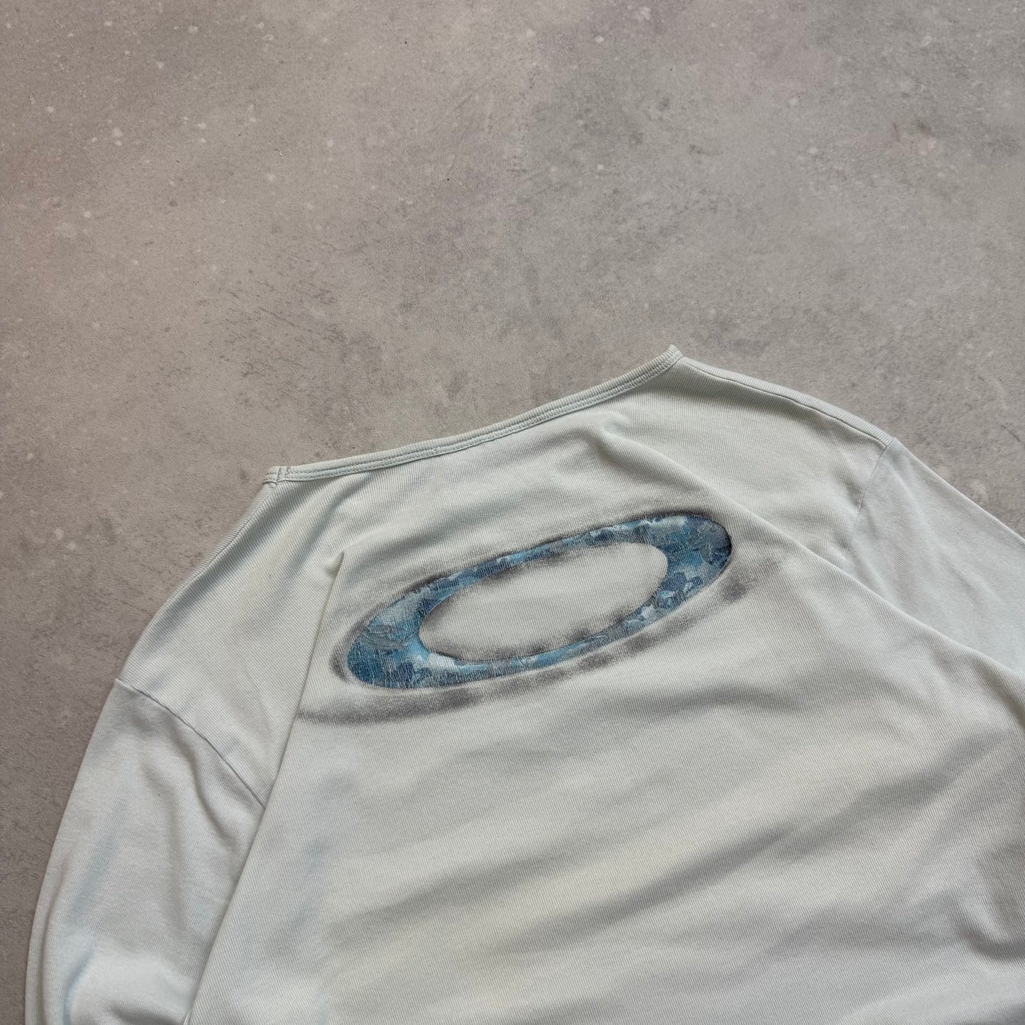 00’s Oakley Long Sleeve Baby Tee