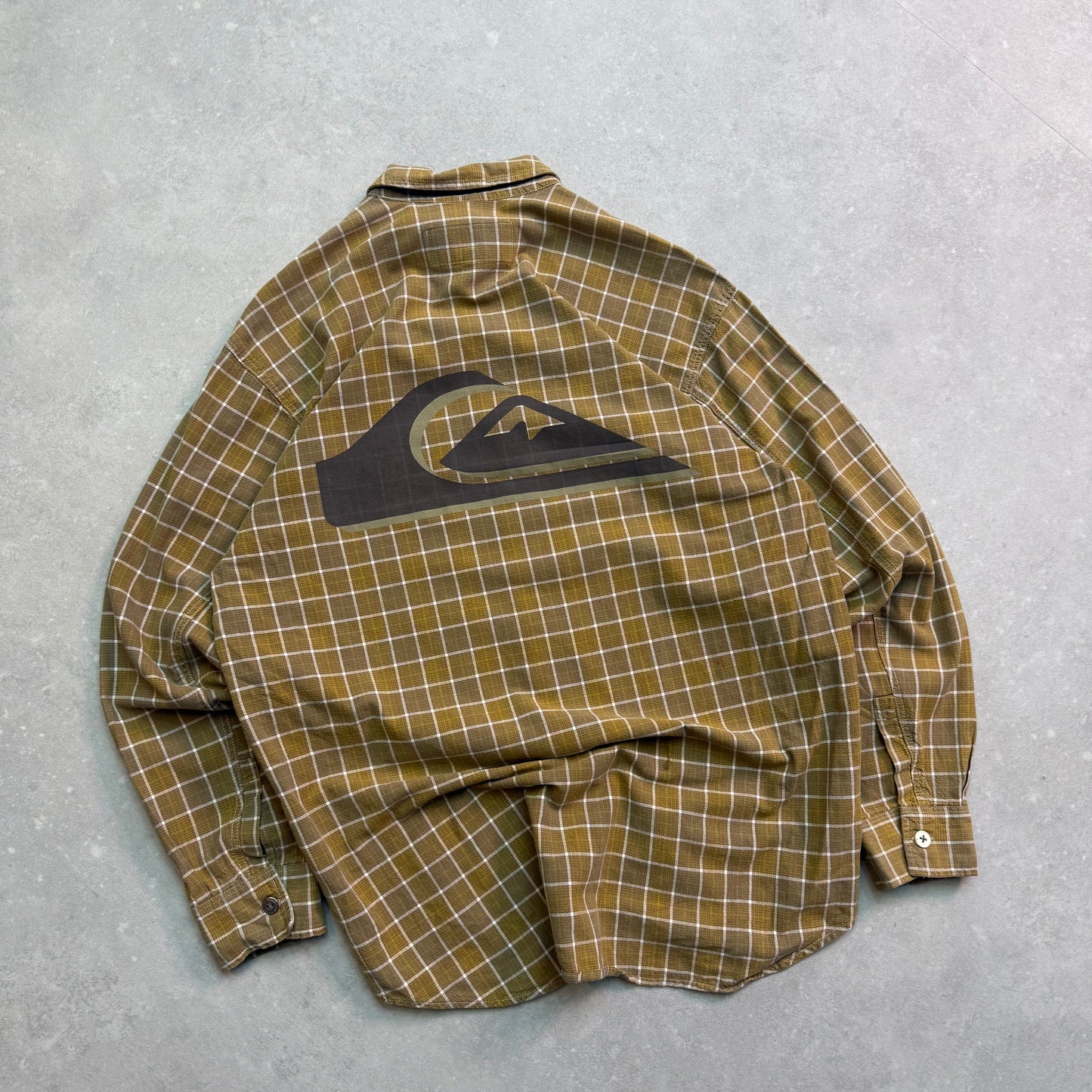 90’s Quiksilver Big Logo Shirt (M)