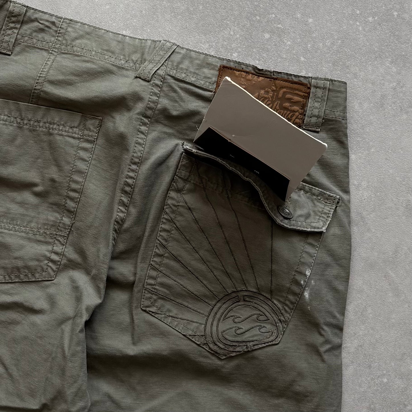 Vintage Billabong Andy Irons Trousers (30)