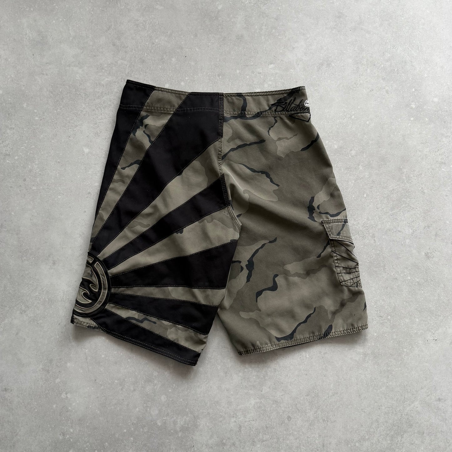 Vintage Billabong Andy Irons Boardshorts (34)