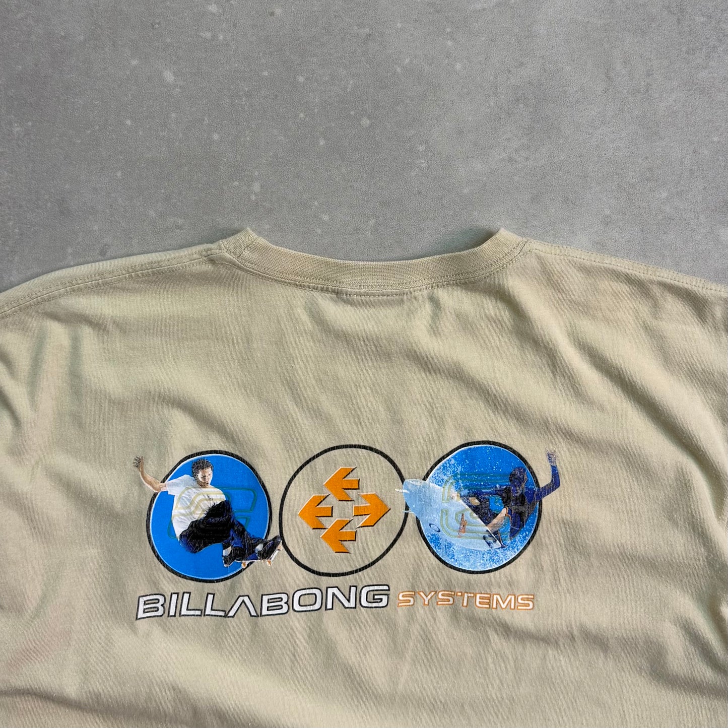 00’s Billabong T-shirt (S)