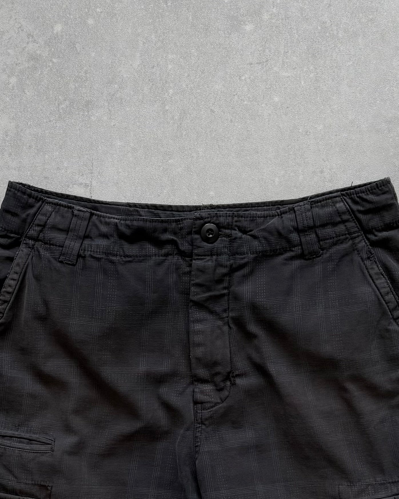 Vintage Quiksilver Cargo Shorts (34)