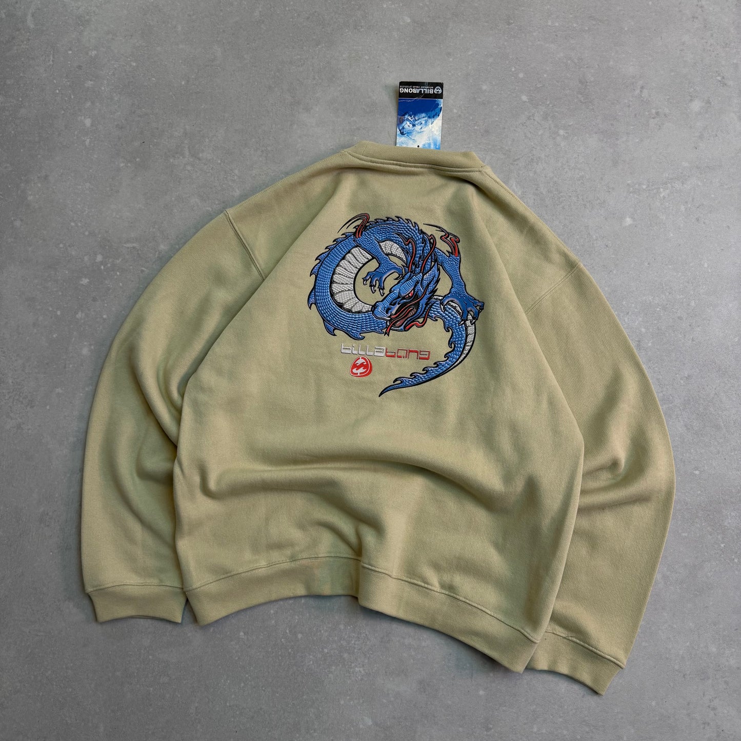 BNWT 00’s Billabong Dragon Sweatshirt (L)
