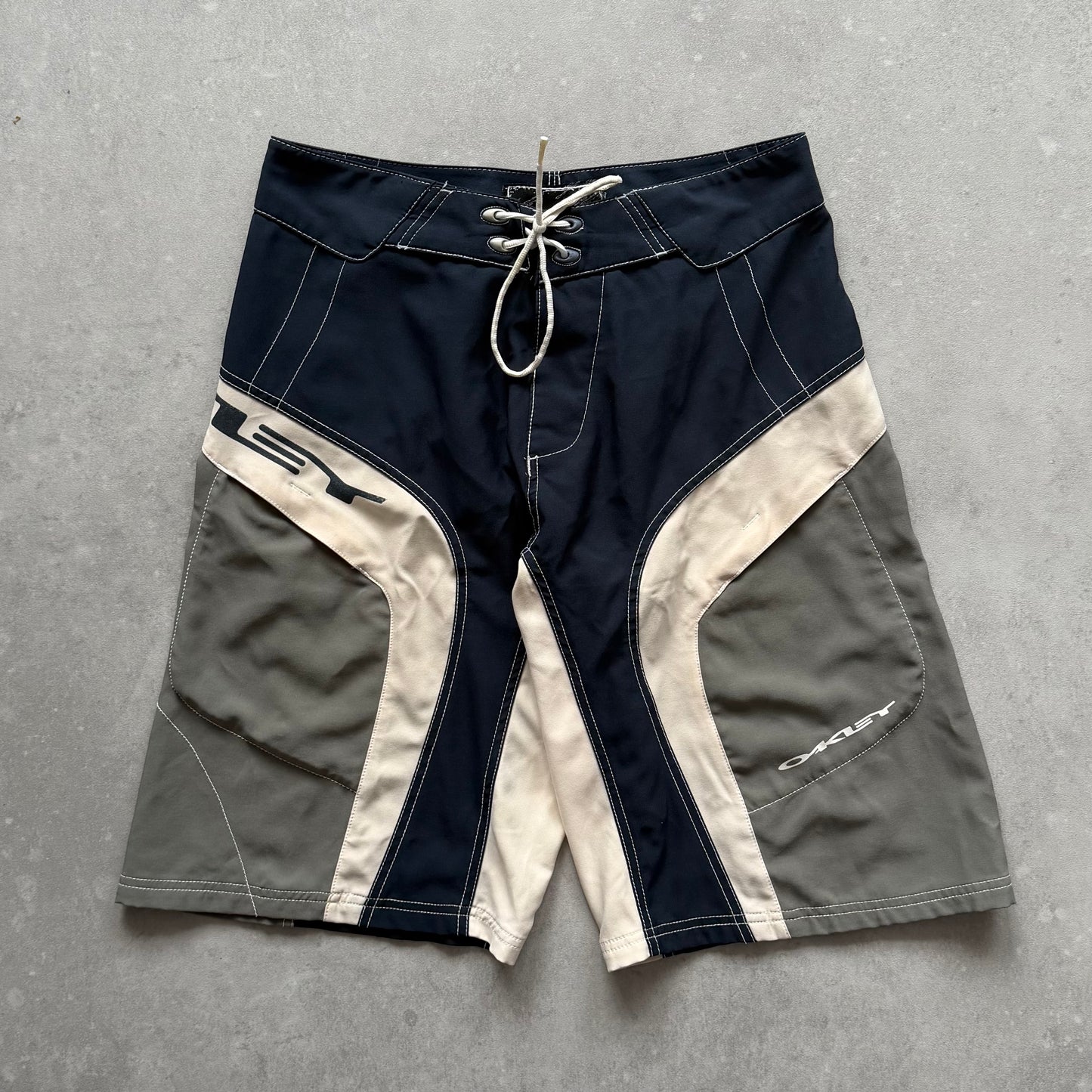 Vintage Oakley BoardShorts (31)
