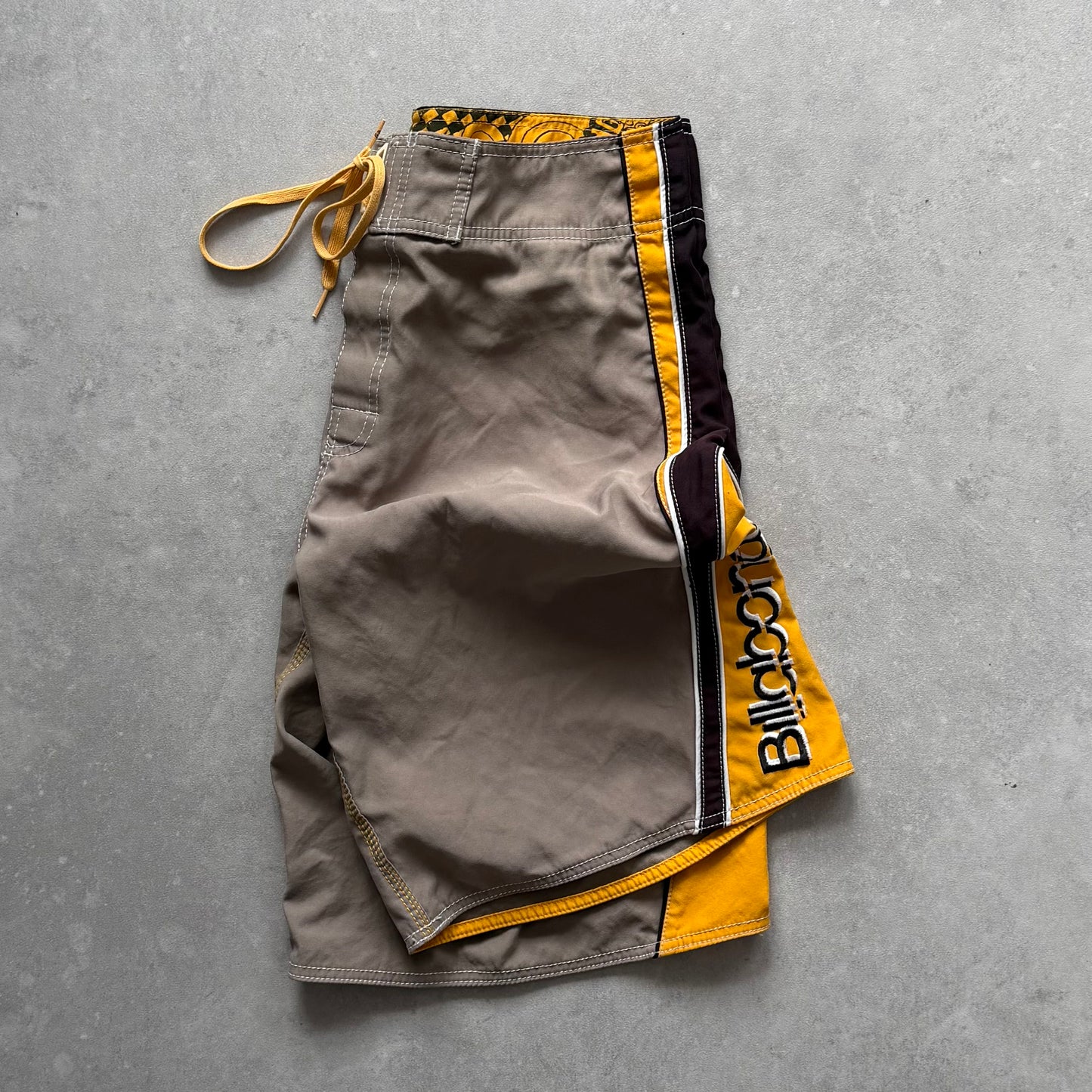 Vintage Andy Irons Kauai Billabong BoardShorts (32)