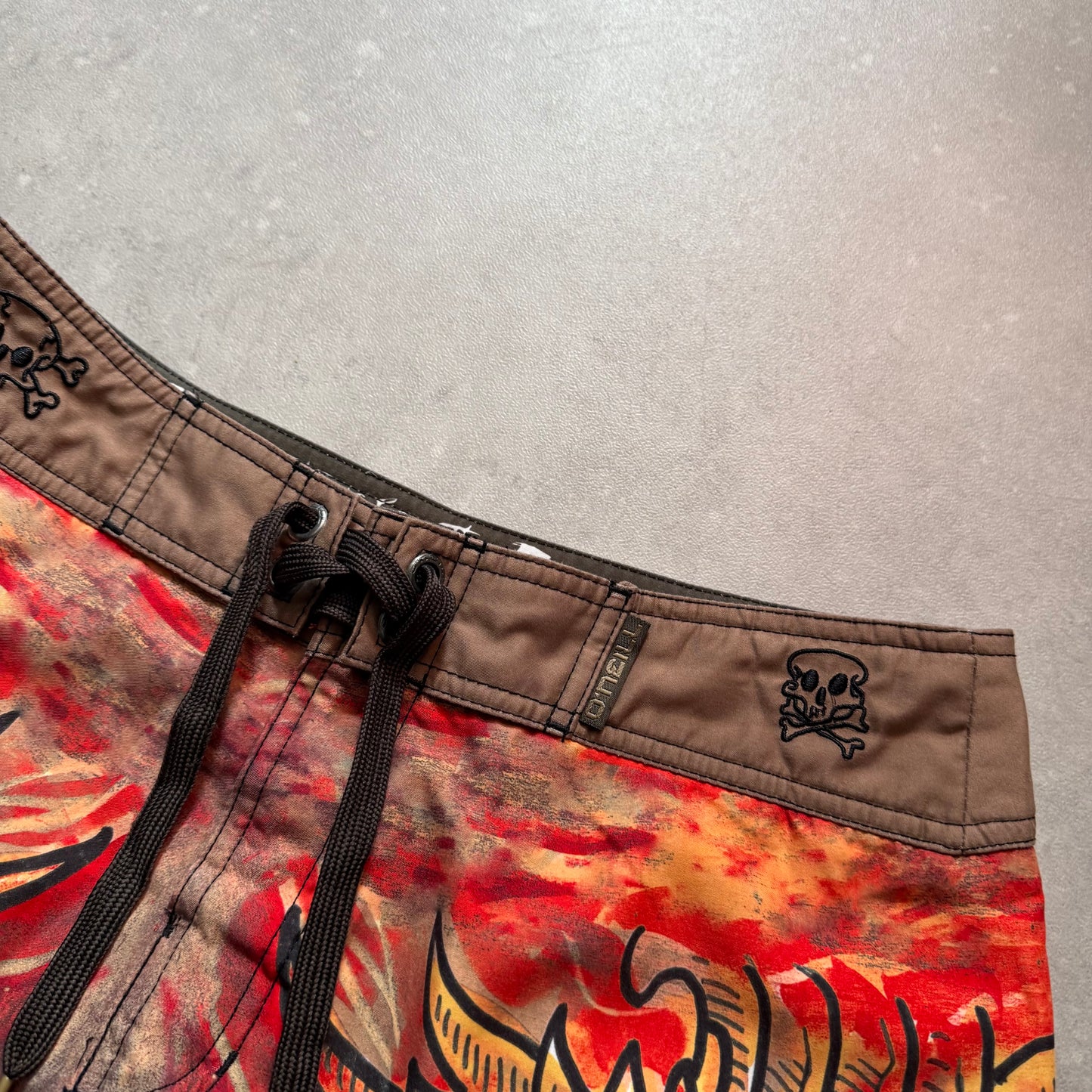 00’s O’Neill ‘La Raza’ Boardshorts (28)