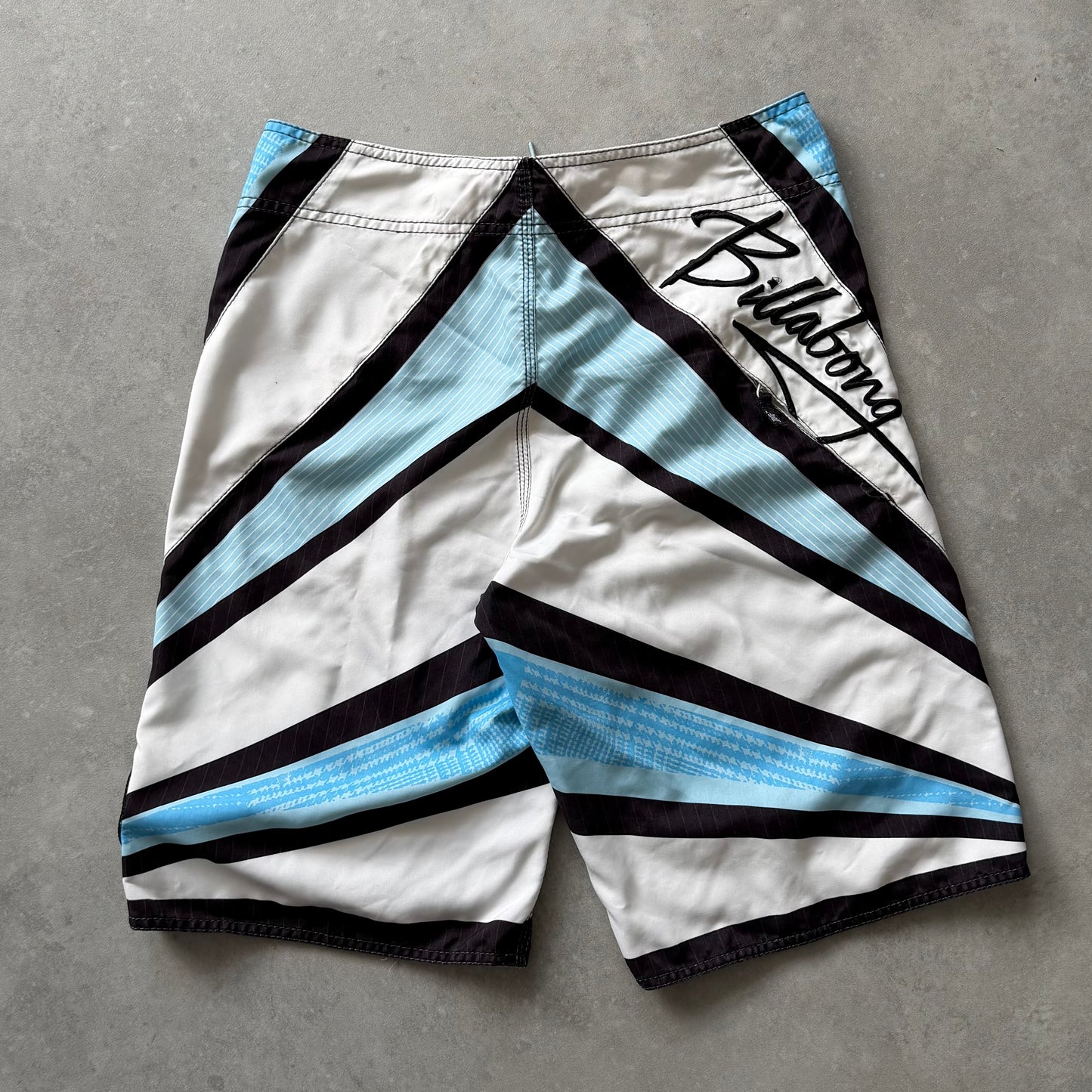 Vintage Billabong Andy Irons Samurai Boardshorts (32)