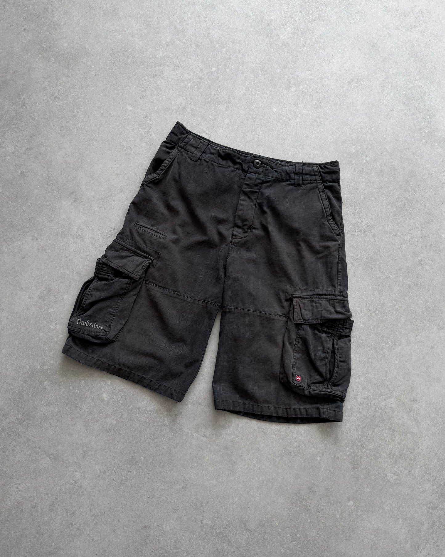 Vintage Quiksilver Cargo Shorts (34)