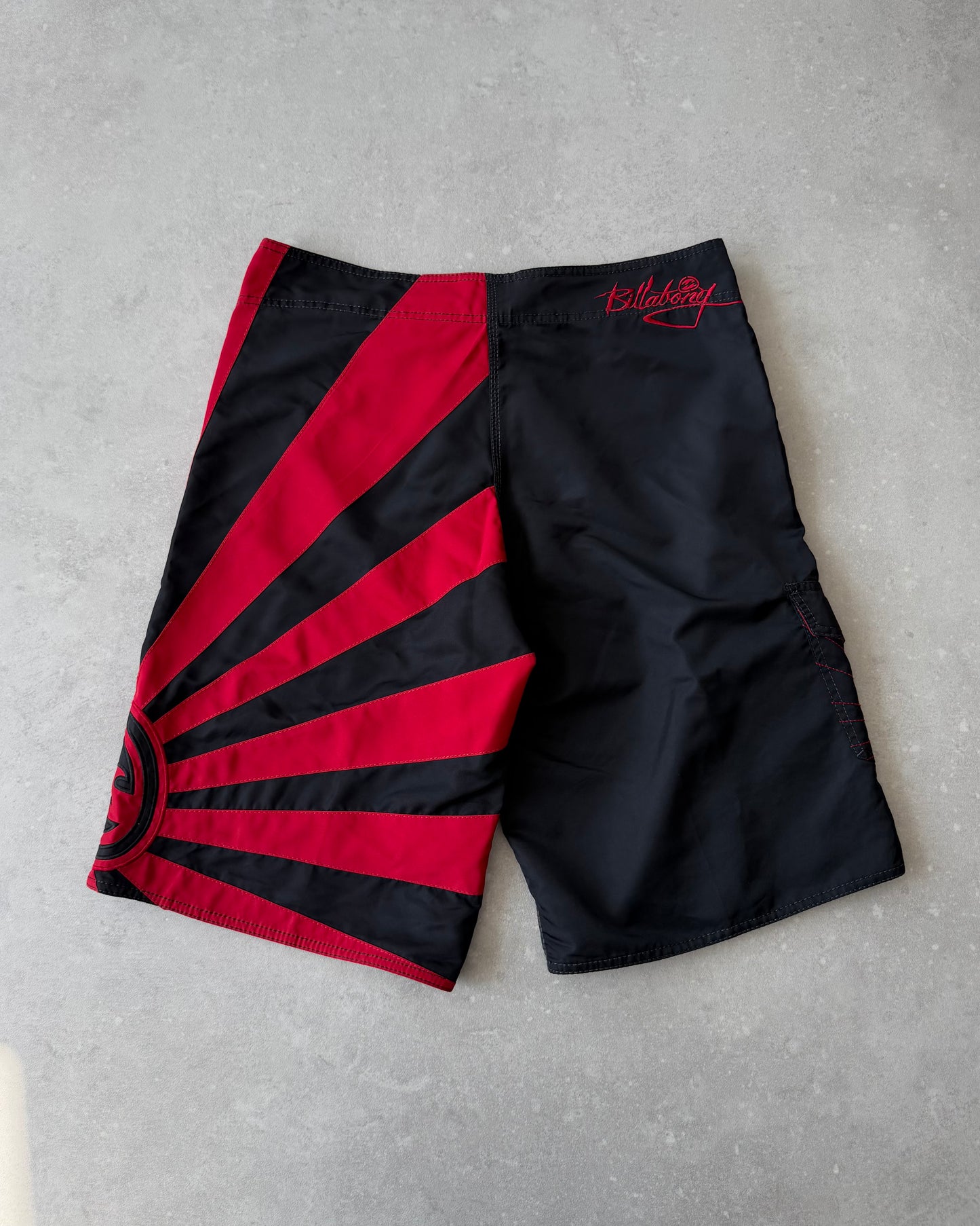 Vintage Billabong Andy Irons Rising Sun Boardshorts (36)